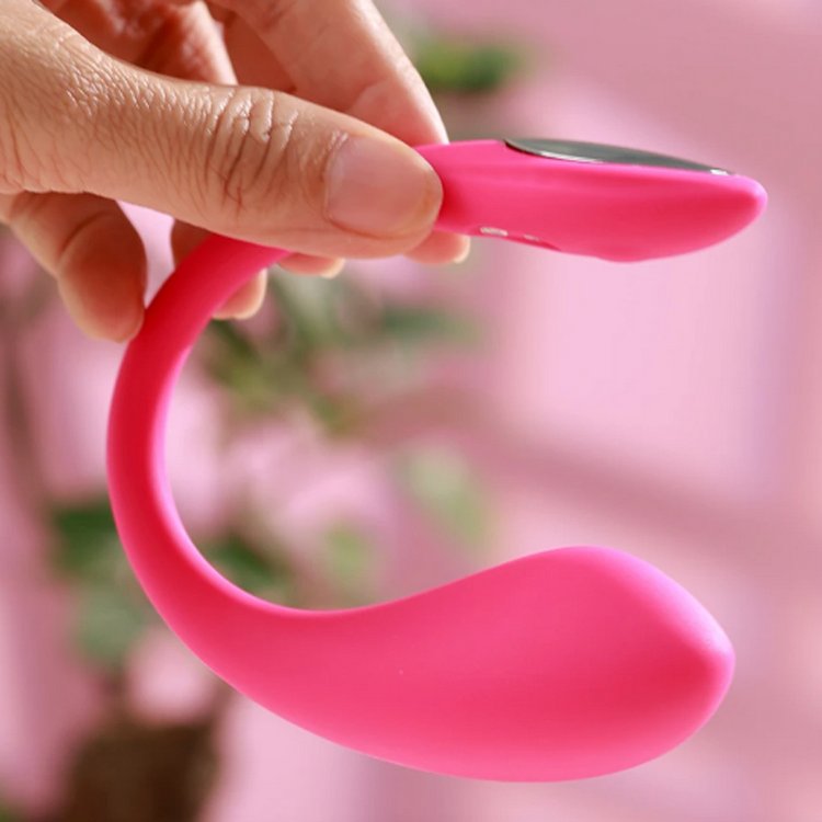 Lush Mini trứng rung nhỏ gọn silicon y tế cao cấp