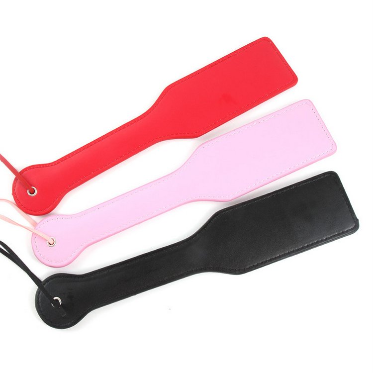 Bảng phết da khắc chữ XOXO gợi cảm, đồ chơi BDSM nhẹ nhàng