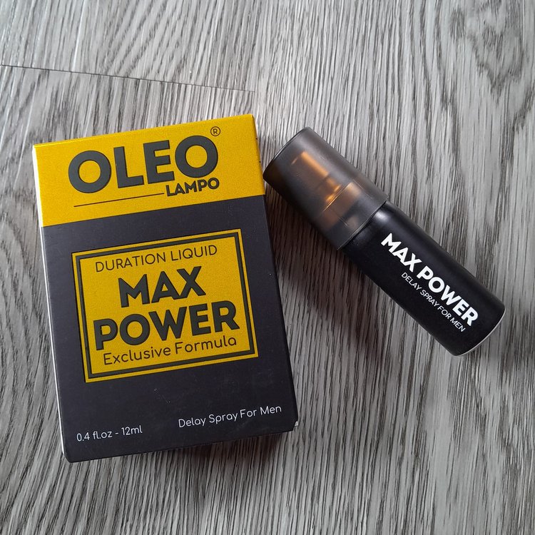 Xịt kéo dài thời gian Oleo Lampo Max Power chứa Lidocaine 13%